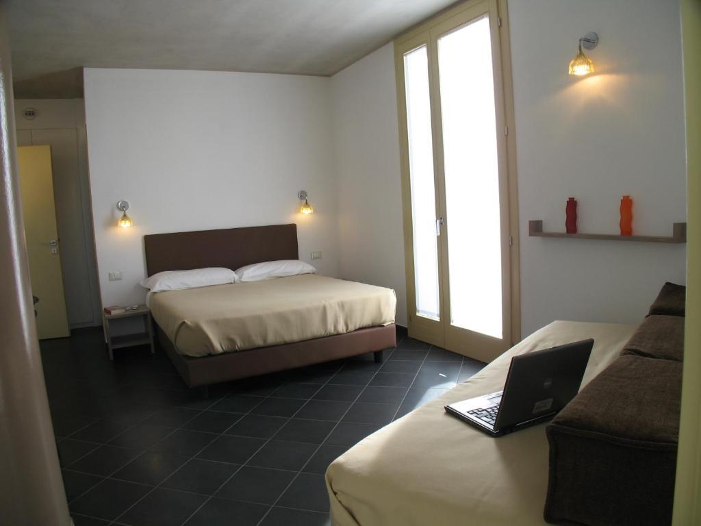 6 Porte Guesthouse Mantova Room photo